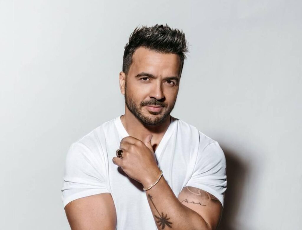 Luis Fonsi vai estrelar filme romântico