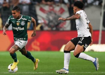 Corinthians e Palmeiras jogam mirando liderança da 1ª fase do Paulista