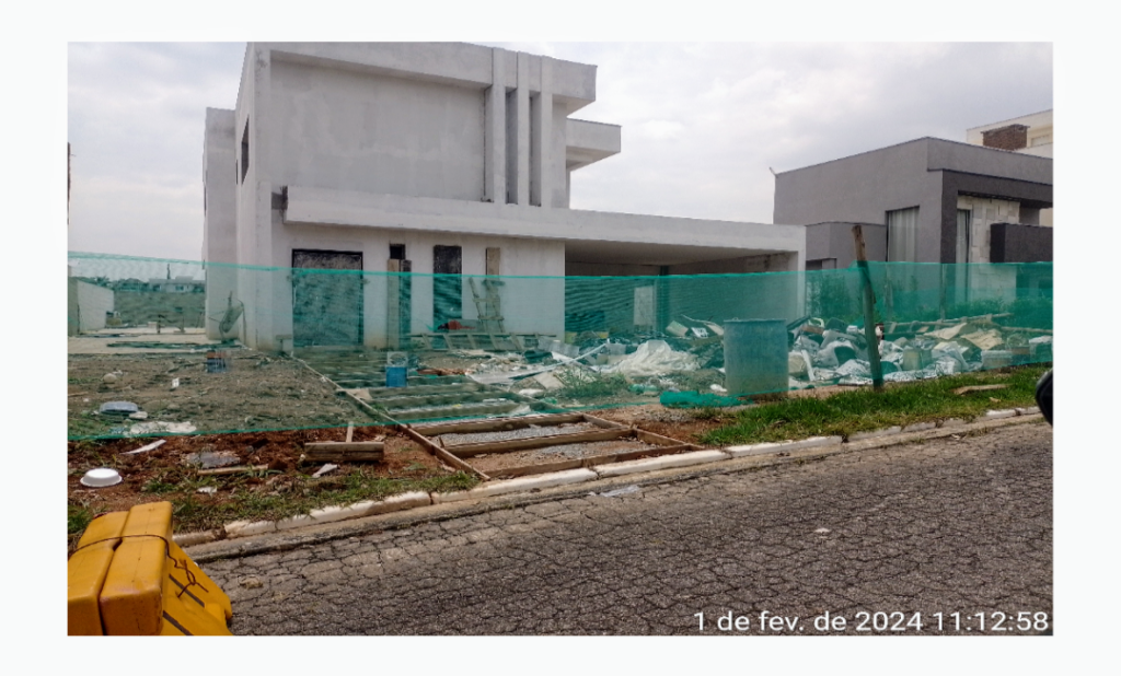 Construtora Perfenge e Instaladora engana cliente a 3 anos em sua entrega da casa já quitada.