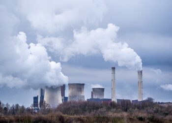 Créditos de Carbono no Brasil: emissões despencam e mercado enfrenta crise