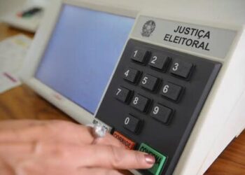 Eleições 2024: Topázio (PSD) leva prefeitura de Florianópolis; Porto Alegre e Curitiba terão segundo turno para prefeito