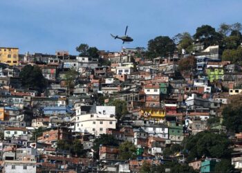 Censo Demográfico: 8,1% da população do país vive em favelas e comunidades urbanas no Brasil