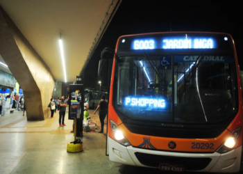 DF e Goiás: Reajuste de tarifas de ônibus suspenso por seis meses