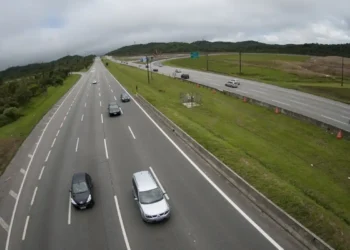 Ministério dos Transportes pretende realizar 15 leilões de rodovias em 2025