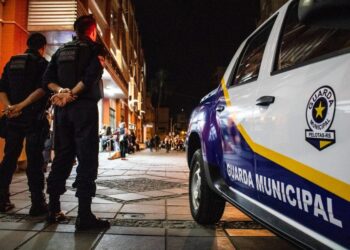 STF decide que guardas municipais podem fazer policiamento urbano