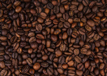 Café robusta recua 3,65%