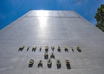 Ministério da Saúde aprova reativação e repactuação de mil obras em 610  municípios