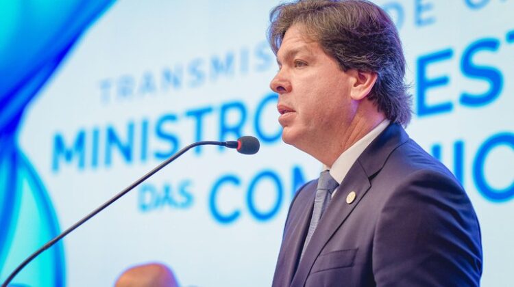Frederico de Siqueira Filho assume ministério com compromisso de fortalecer políticas públicas e ampliar a inclusão digital no país