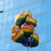 Mais de 60% dos projetos sobre pessoas trans em assembleias visam ampliar direitos
