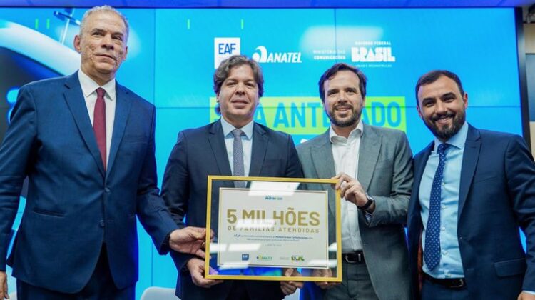 Siga Antenado: 5 milhões de famílias já receberam antenas digitais gratuitas