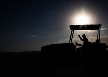 Pacote de modernização de trânsito de máquinas agrícolas em vias públicas avança na Câmara