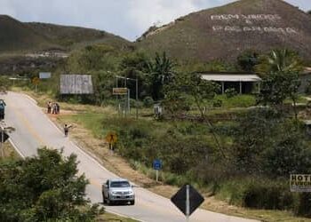 Fronteira entre Brasil e Venezuela permanece aberta e sob monitoramento