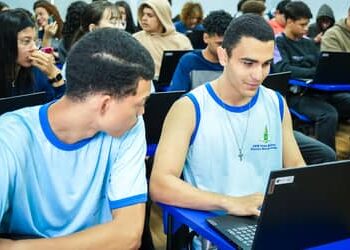Programa Computadores para Inclusão doa 80 máquinas para Alagoas em 2025