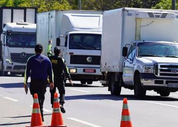 Frente Parlamentar da Agropecuária defende revisão do tabelamento do frete após novo aumento
