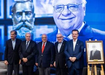 Alfredo Cotait Neto assume presidência da Associação Comercial de São Paulo