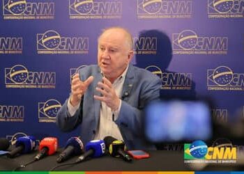 Marcha dos prefeitos: CNM alerta para colapso fiscal dos municípios e pressiona Congresso contra novas despesas Marcha dos prefeitos: CNM alerta para colapso fiscal dos municípios e pressiona Congresso contra novas despesas