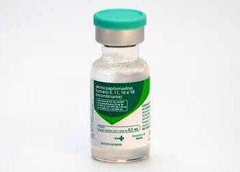 Ministério da Saúde estende campanha de vacinação contra HPV para jovens de 15 a 19 anos até o fim de 2026